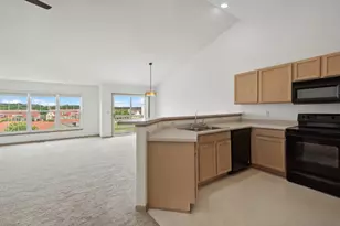 2152 Newbury Ln, Delavan, WI 53115 - Photo 3