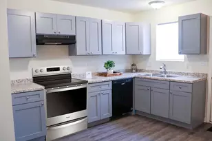 3324 N Palmer St, Milwaukee, WI 53212 - Photo 3