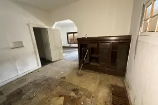 2450 W Keefe Ave, Milwaukee, WI 53206 - Photo 11