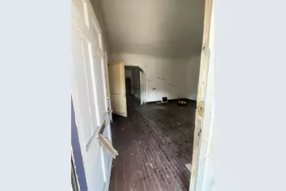 2450 W Keefe Ave #2452, Milwaukee, WI 53206 - Photo 5