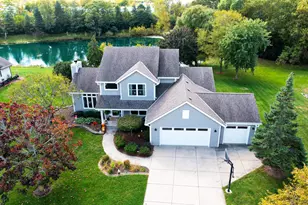 N61W14539 Brookside Dr, Menomonee Falls, WI 53051 - Photo 1