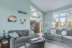 N61W14539 Brookside Dr, Menomonee Falls, WI 53051 - Photo 15