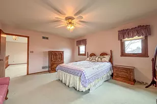 7236 S Hillendale Dr, Franklin, WI 53132 - Photo 17