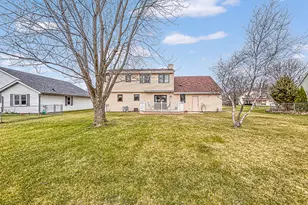 7236 S Hillendale Dr, Franklin, WI 53132 - Photo 33