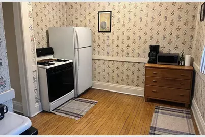 1682-1684 N Cass St, Milwaukee, WI 53202 - Photo 11