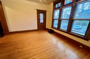 1682-1684 N Cass St, Milwaukee, WI 53202 - Photo 9