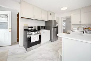 310 Hyde Park Ave, Waukesha, WI 53188 - Photo 7