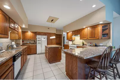 3127  Vinburn Rd, Bristol, WI 53590 - Photo 37