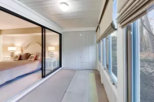 519 Bristol Oak Ct, Fontana, WI 53125 - Photo 7