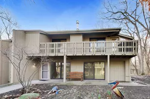 519 Bristol Oak Ct, Fontana, WI 53125 - Photo 1