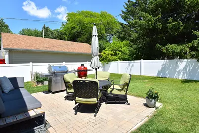 8330 W Meinecke Ave, Wauwatosa, WI 53213 - Photo 37