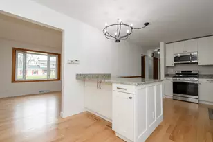 21300 Astolat Dr, Brookfield, WI 53045 - Photo 19