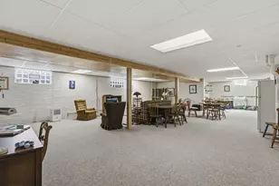 N80W17455 Robin Cir, Menomonee Falls, WI 53051 - Photo 25