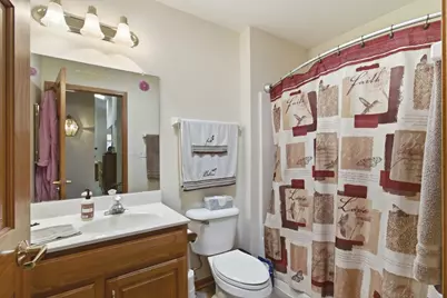 N80W17455  Robin Cir, Menomonee Falls, WI 53051 - Photo 23