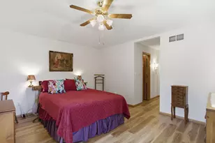 N80W17455 Robin Cir, Menomonee Falls, WI 53051 - Photo 19