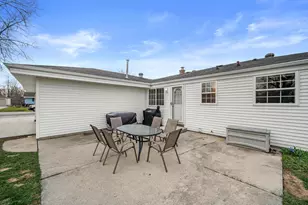 3525 Indian Trail, Racine, WI 53402 - Photo 5