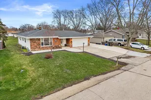 3525 Indian Trail, Racine, WI 53402 - Photo 11