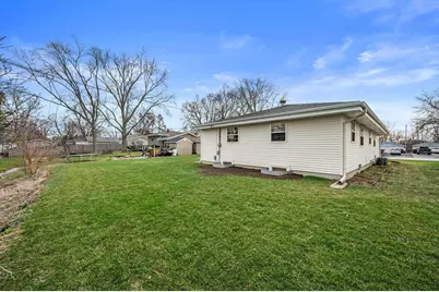 3525  Indian Trl, Racine, WI 53402 - Photo 7