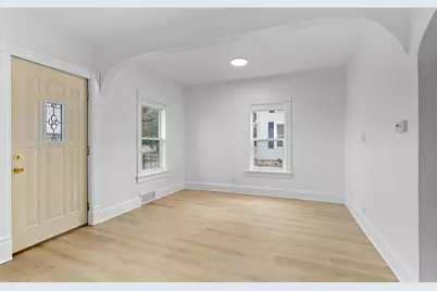 120 N Park Pl, Plymouth, WI 53073 - Photo 3