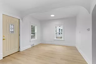 120 N Park Pl, Plymouth, WI 53073 - Photo 3