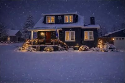 2834  Memorial Dr, Two Rivers, WI 54241 - Photo 3