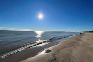 2834 Memorial Dr, Two Rivers, WI 54241 - Photo 7