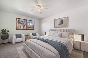 710 St Paul Dr, Slinger, WI 53086 - Photo 9