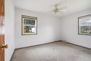 W176S7016 Wildwood Dr, Muskego, WI 53150 - Photo 17