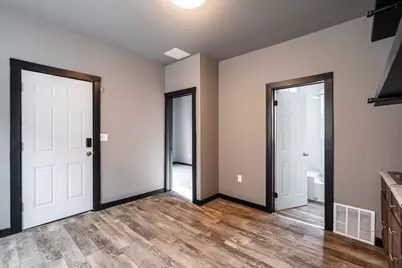 3127 W Garfield Ave #3129, Milwaukee, WI 53208 - Photo 17