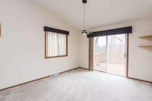 9950 11th Ave, Pleasant Prairie, WI 53158 - Photo 11