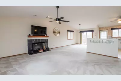 9950  11th Ave, Pleasant Prairie, WI 53158 - Photo 7