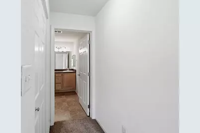 N16W26521  Meadowgrass Cir #G, Pewaukee, WI 53072 - Photo 19