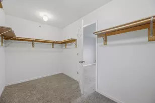 2424 Fox River Pkwy, Waukesha, WI 53189 - Photo 15