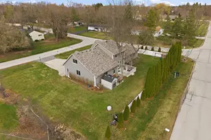 1633 W Eleanor Pl, Mequon, WI 53092 - Photo 59