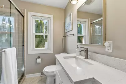 1633 W Eleanor Pl, Mequon, WI 53092 - Photo 25