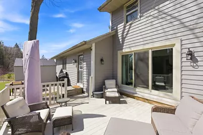 1633 W Eleanor Pl, Mequon, WI 53092 - Photo 47