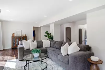 1633 W Eleanor Pl, Mequon, WI 53092 - Photo 13