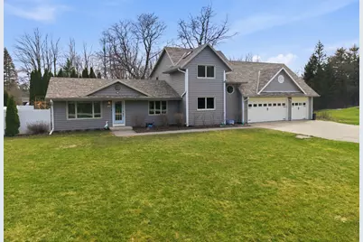 1633 W Eleanor Pl, Mequon, WI 53092 - Photo 49