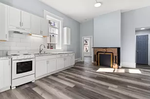 920 Main St, Racine, WI 53403 - Photo 11