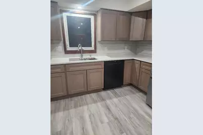 725  Sydney Dr, Racine, WI 53402 - Photo 3