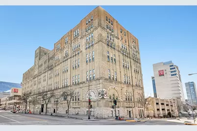 270 E Highland Ave #446, Milwaukee, WI 53202 - Photo 1