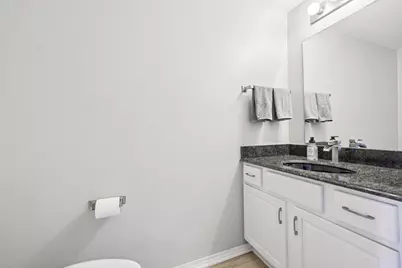 270 E Highland Ave #446, Milwaukee, WI 53202 - Photo 13