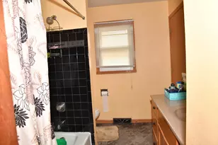 7362 N 38th St, Milwaukee, WI 53209 - Photo 13