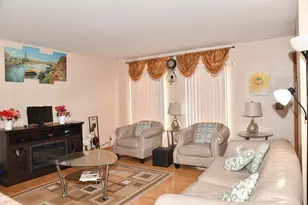 7362 N 38th St, Milwaukee, WI 53209 - Photo 3