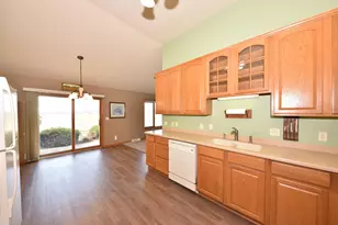 309 la Roche Ln, Belgium, WI 53004 - Photo 15