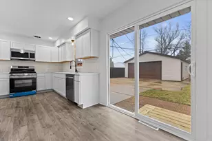 9317 Carol Ann Dr, Sturtevant, WI 53177 - Photo 9