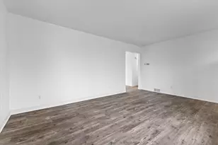 9317 Carol Ann Dr, Sturtevant, WI 53177 - Photo 11