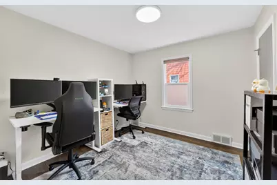 7609  20th Ave, Kenosha, WI 53143 - Photo 11