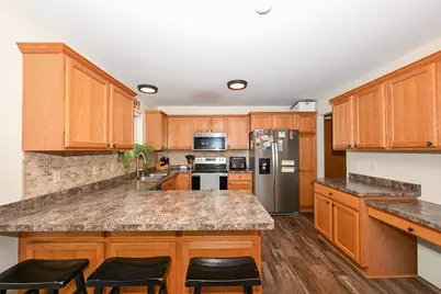 3728  Stillwater Cir, Waukesha, WI 53189 - Photo 7