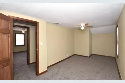 3209  Charles St, Racine, WI 53402 - Photo 33